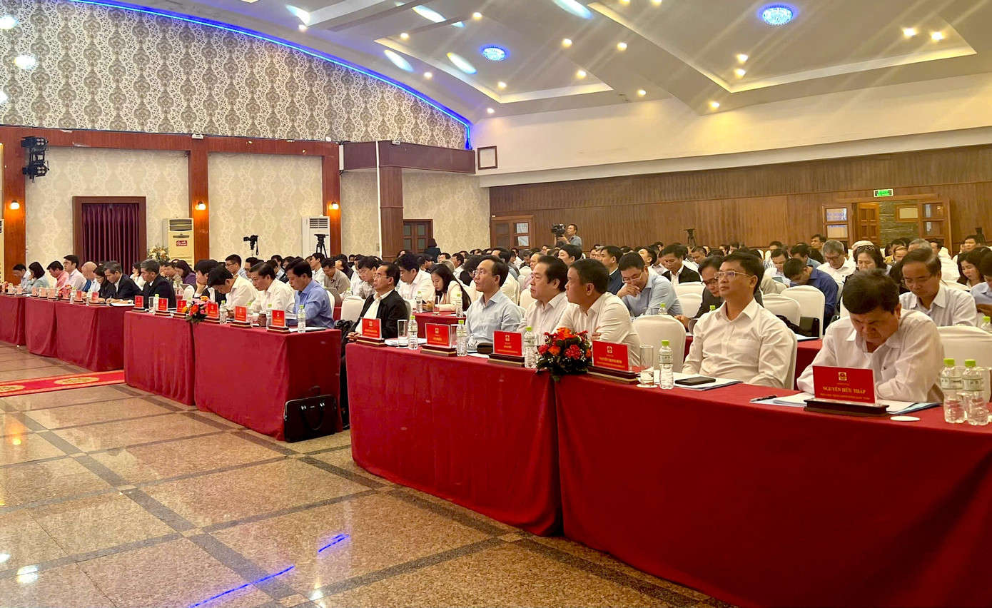 Quang cảnh hội nghị