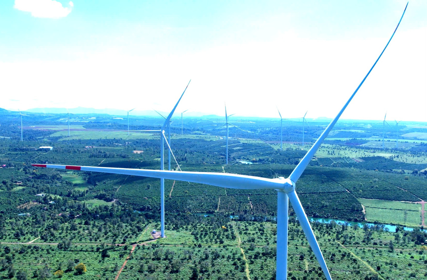 Trụ điện gió của Công ty Cổ phần Điện gió Chư Prông Gia Lai.