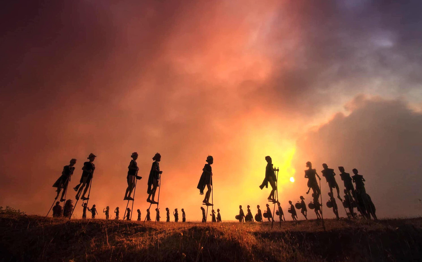 Một tác phẩm ảnh nghệ thuật đi cà kheo của nhiếp ảnh gia "Hoà Carol".