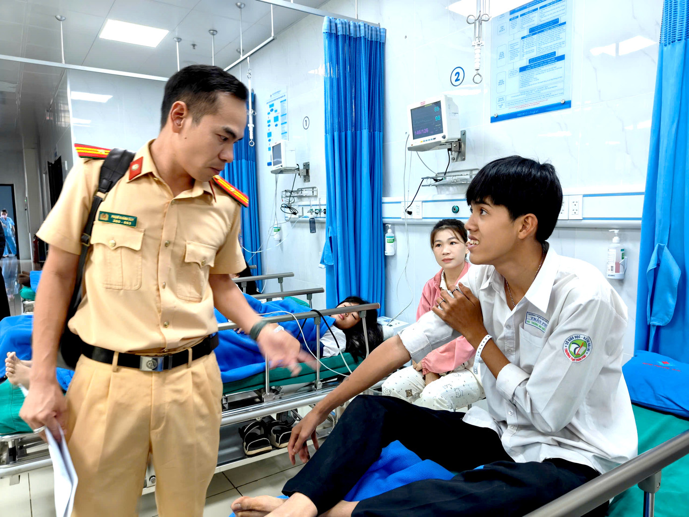 May mắn sức khoẻ của nhiều học sinh đã ổn định May mắn sức khoẻ của nhiều học sinh đã ổn định