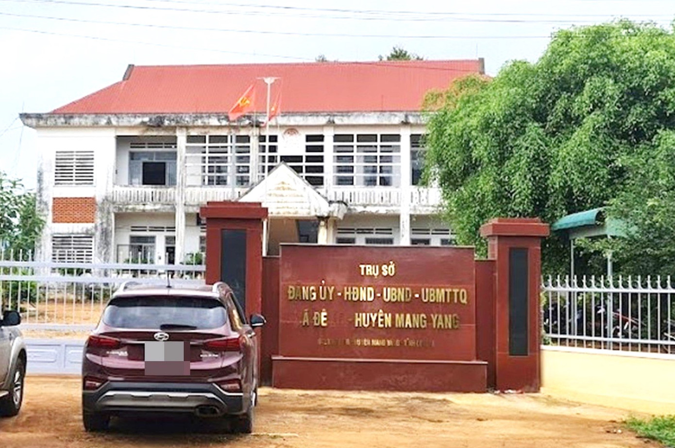 Trụ sở UBND xã Đê Ar, nơi ông Thọ làm việc Trụ sở UBND xã Đê Ar, nơi ông Thọ làm việc