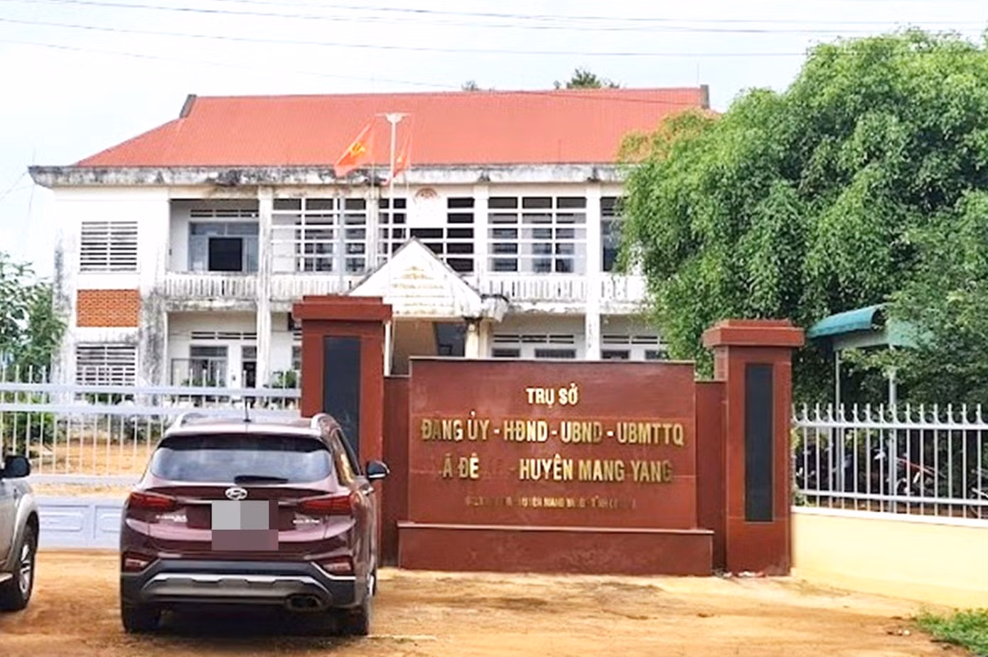 Trụ sở UBND xã Đê Ar, nơi ông Thọ làm việc Trụ sở UBND xã Đê Ar, nơi ông Thọ làm việc