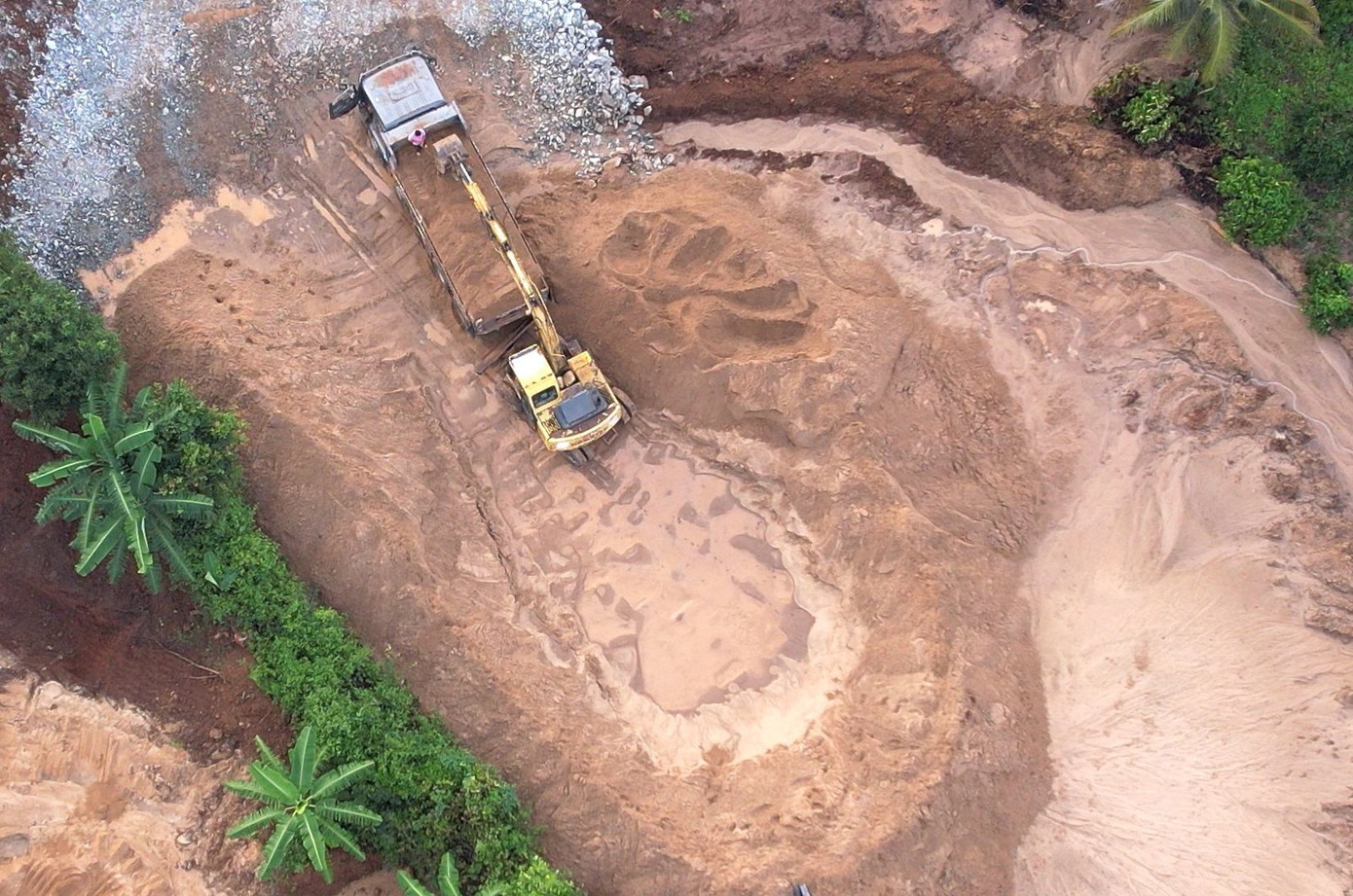 Các đối tượng vận chuyển cát đi tiêu thụ Các đối tượng vận chuyển cát đi tiêu thụ