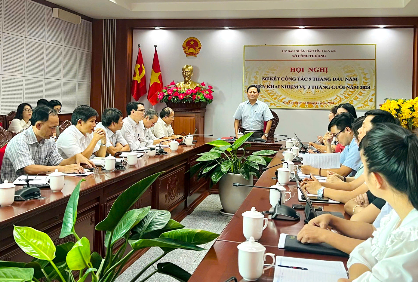 Giám đốc Sở Công Thương tỉnh Gia Lai Phạm Văn Binh phát biểu tại hội nghị Giám đốc Sở Công Thương tỉnh Gia Lai Phạm Văn Binh phát biểu tại hội nghị