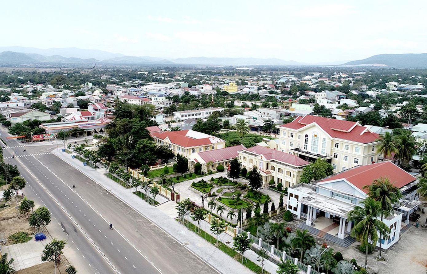 Trụ sở UBND huyện Krông Pa từ trên cao. Ảnh: Đức Mạo
