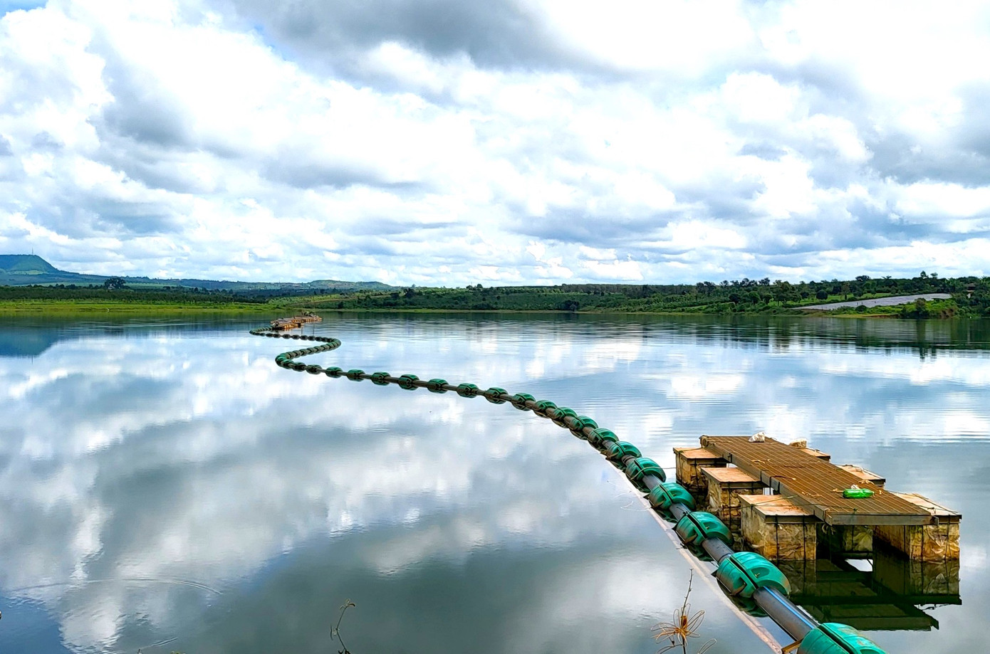 Hồ lấy nước của của Nhà máy cấp nước Chư Sê