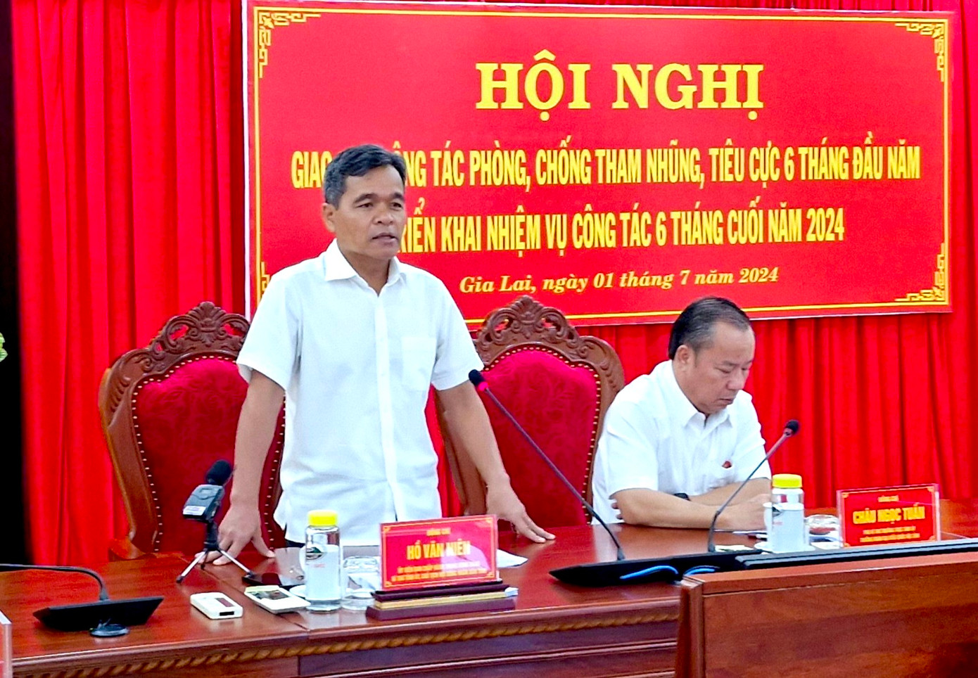 Bí thư Tỉnh uỷ Gia Lai Hồ Văn Niên phát biểu tại hội nghị