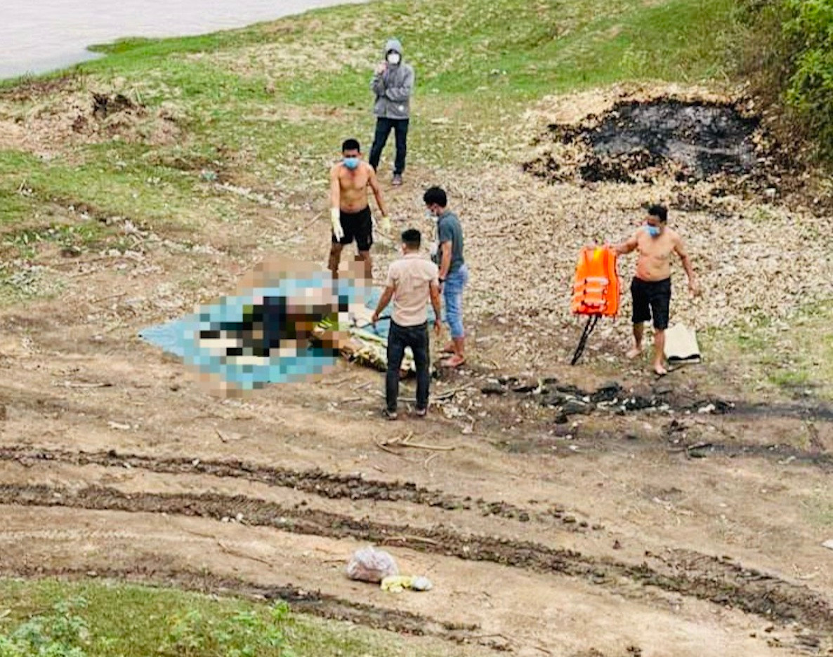 Thi thể nam thanh niên được phát hiện bên dòng sông Ayun Thi thể nam thanh niên được phát hiện bên dòng sông Ayun