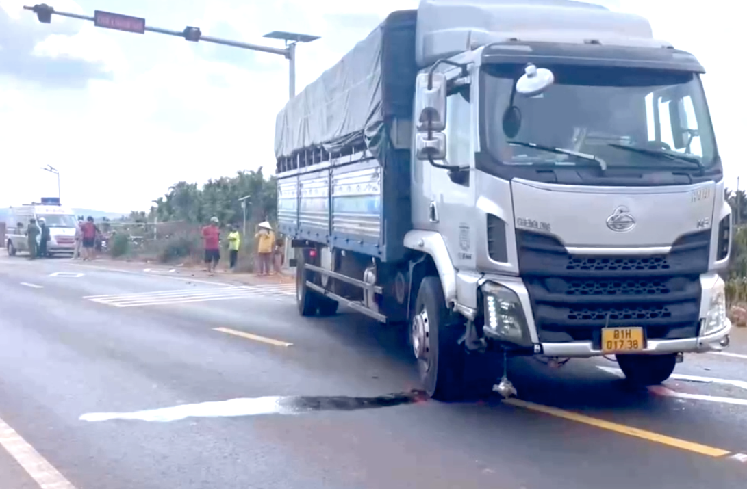 Xe ô tô tải thời điểm xảy ra tai nạn Xe ô tô tải thời điểm xảy ra tai nạn