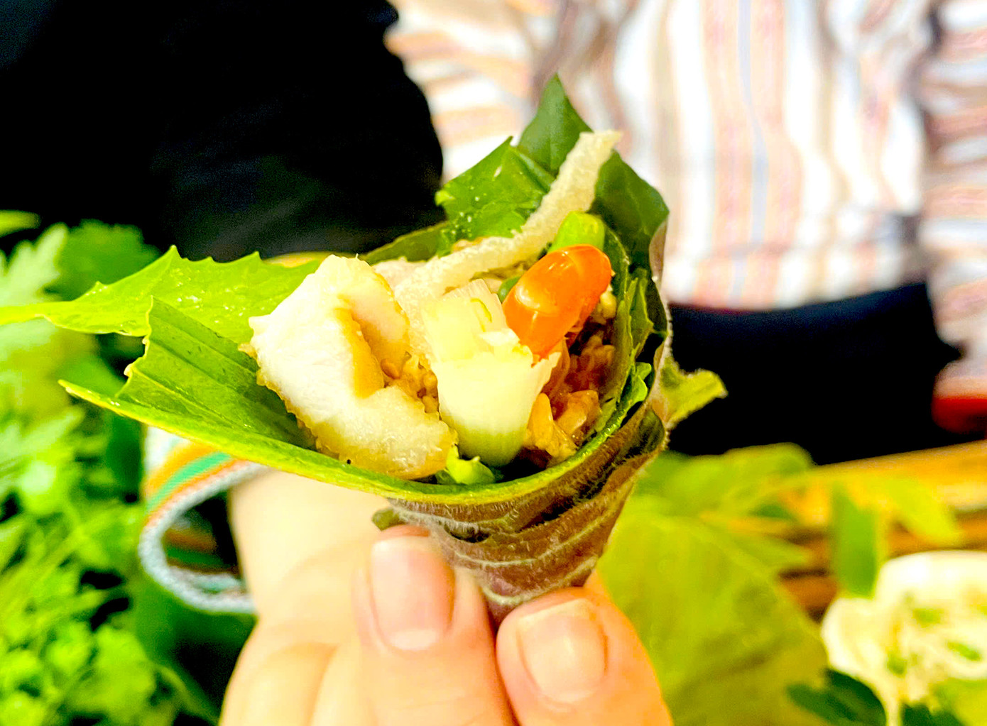 Mọi người thích ăn loại lá nào có thể tùy ý lựa chọn theo sở thích. Mọi người thích ăn loại lá nào có thể tùy ý lựa chọn theo sở thích.