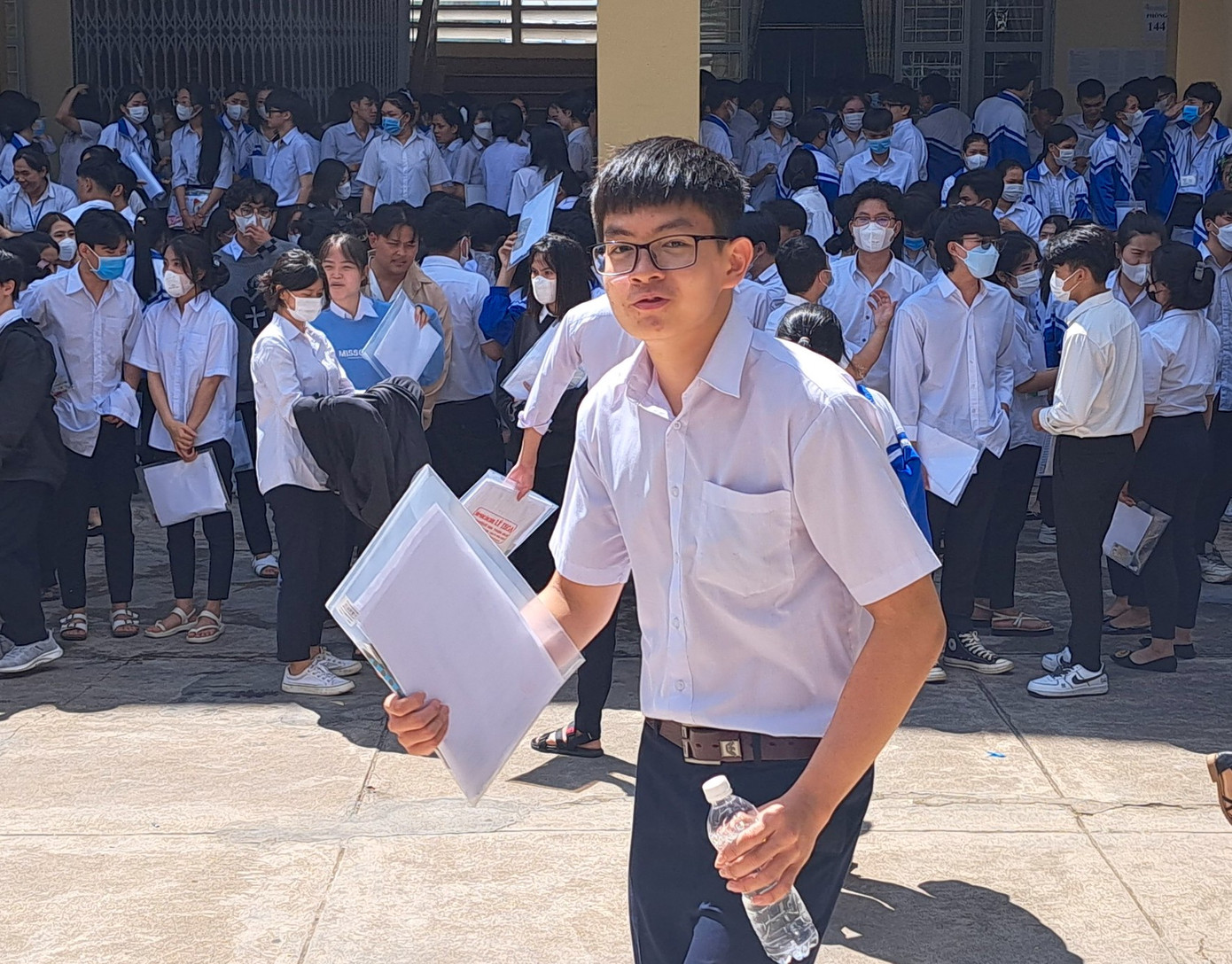 Nhiều thí sinh tự tin sau giờ làm bài trong kỳ thi tốt nghiệp THPT năm 2023