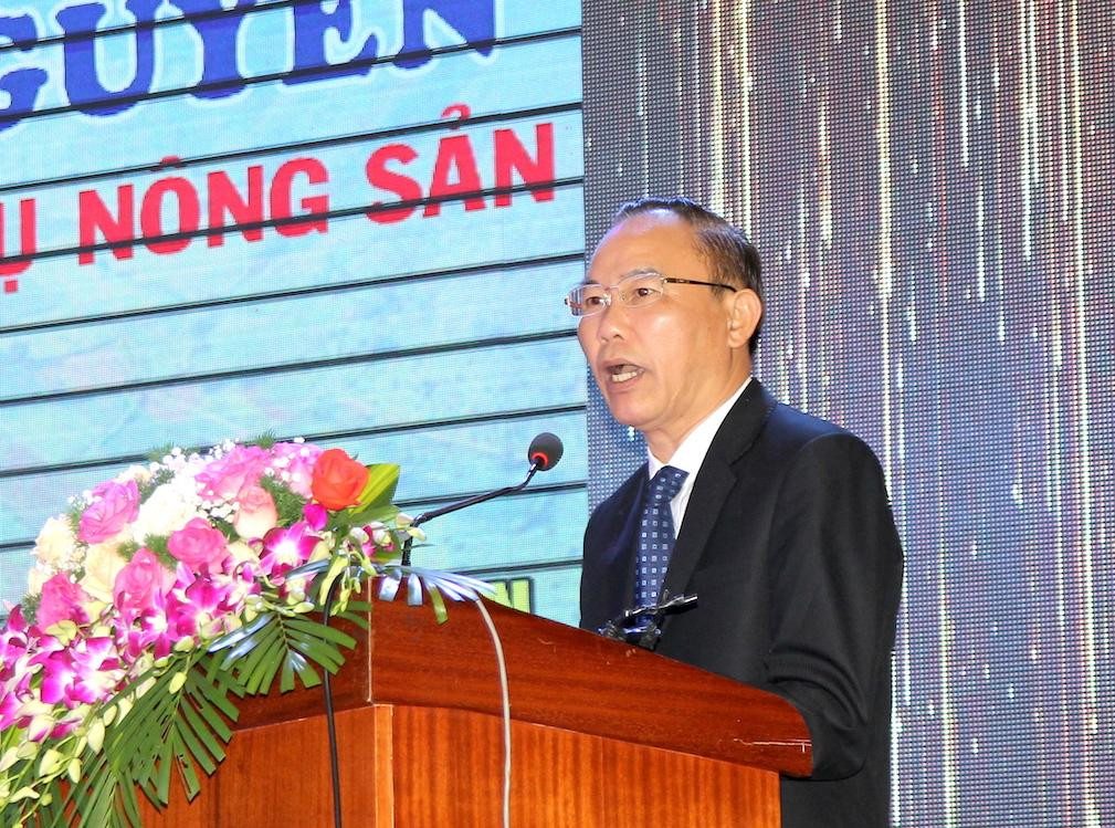 Ông Phùng Đức Tiến- Thứ trưởng Bộ NN&amp;PTNT phát biểu tại diễn đàn