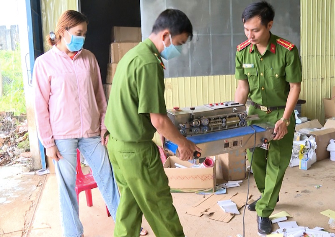 Những máy móc Học sử dụng để làm giả thuốc diệt cỏ và thuốc trừ sâu Những máy móc Học sử dụng để làm giả thuốc diệt cỏ và thuốc trừ sâu