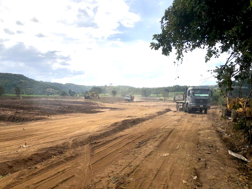 Vị trí bị các đối tượng san ủi đất.