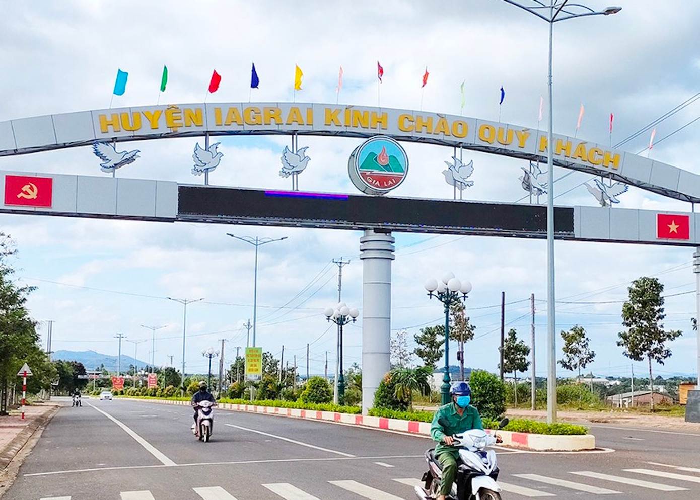 Cổng chào Huyện Ia Grai Cổng chào Huyện Ia Grai