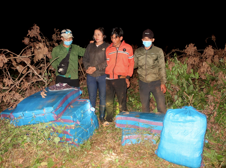 Hai đối tượng thời điểm bắt giữ