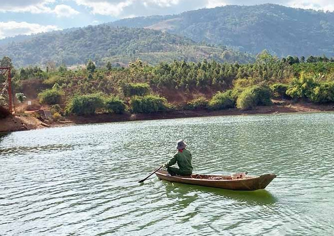 Hồ thủy điện Đak Krong, nơi xảy ra vụ việc.