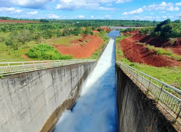 Việc xảy ra sự cố nên cần xả lũ, khiến vùng hạ du có thiệt hại