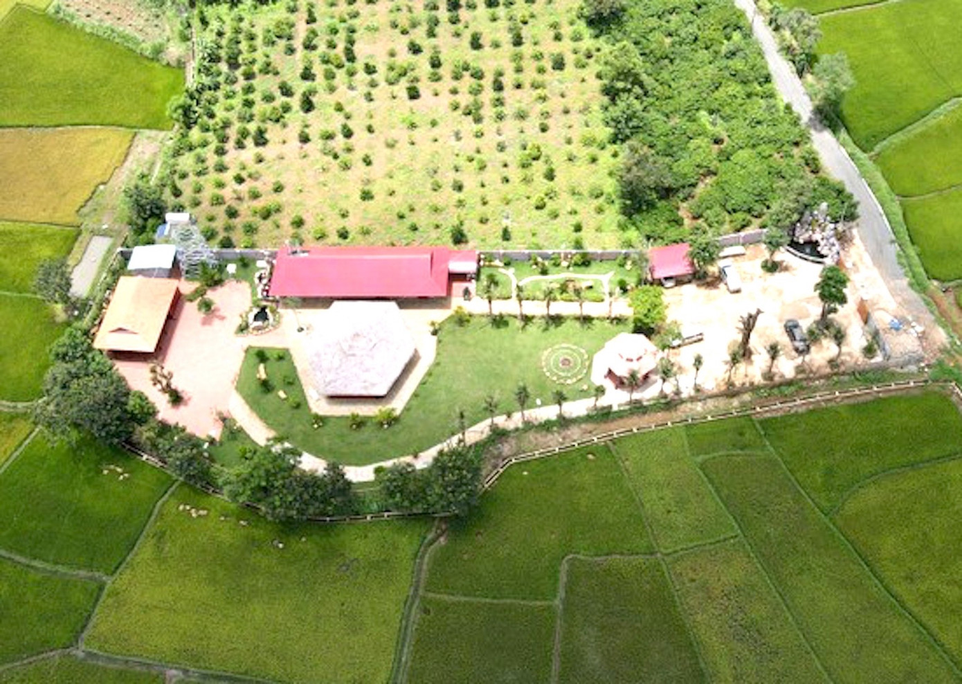 Khu "biệt phủ" của ông Khanh