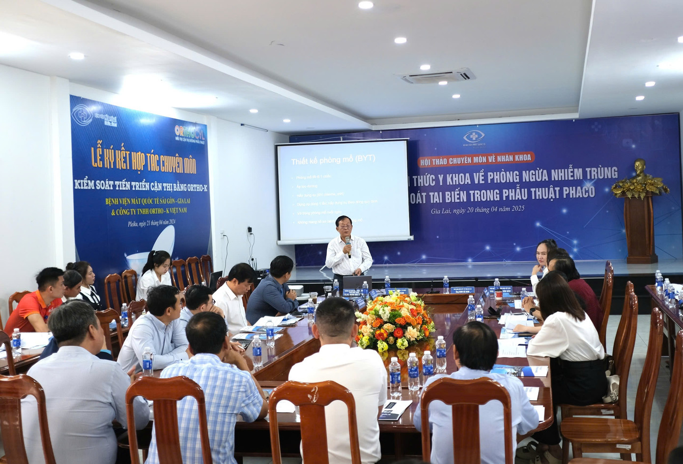 Hội thảo có sự tham gia của các chuyên gia đầu ngành về nhãn khoa Hội thảo có sự tham gia của các chuyên gia đầu ngành về nhãn khoa