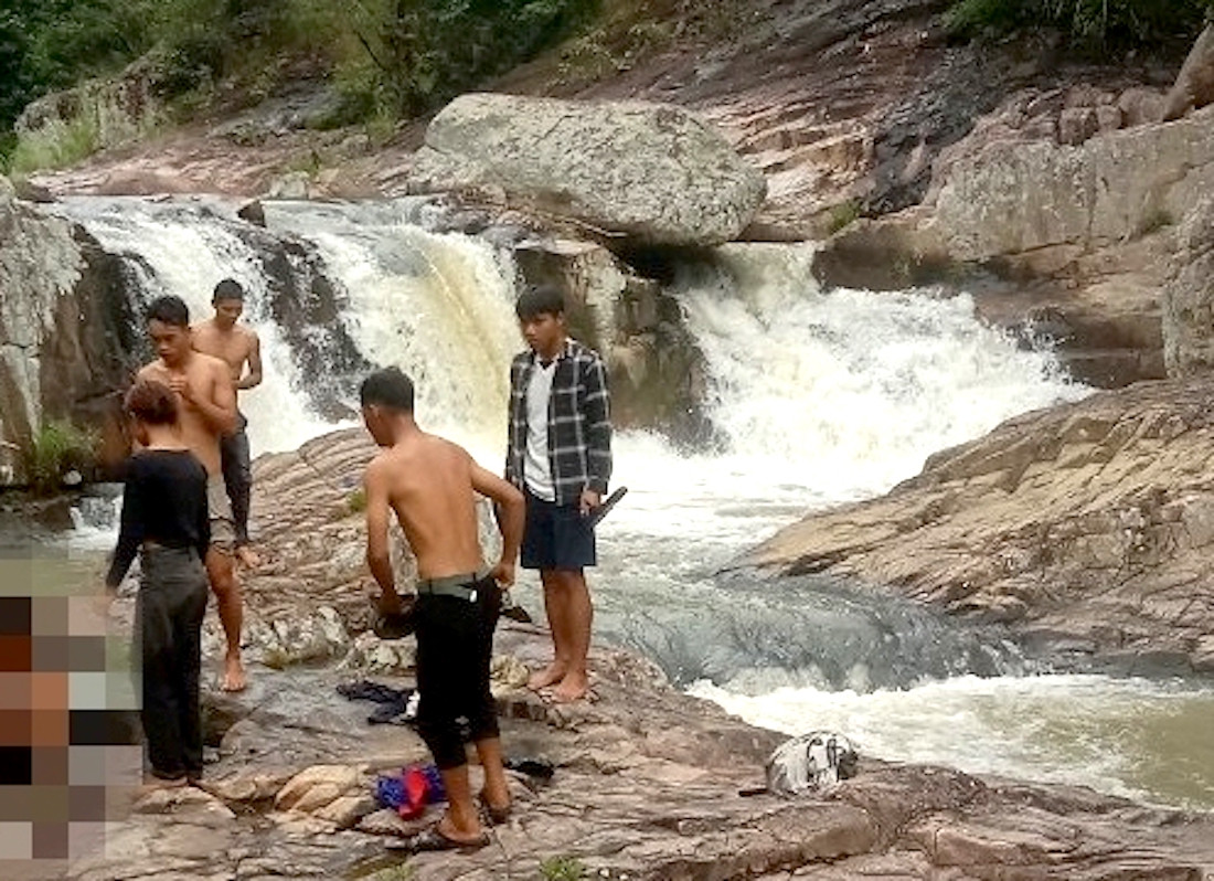 Đoạn suối nơi xảy ra vụ đuối nước thương tâm. Ảnh: H.H