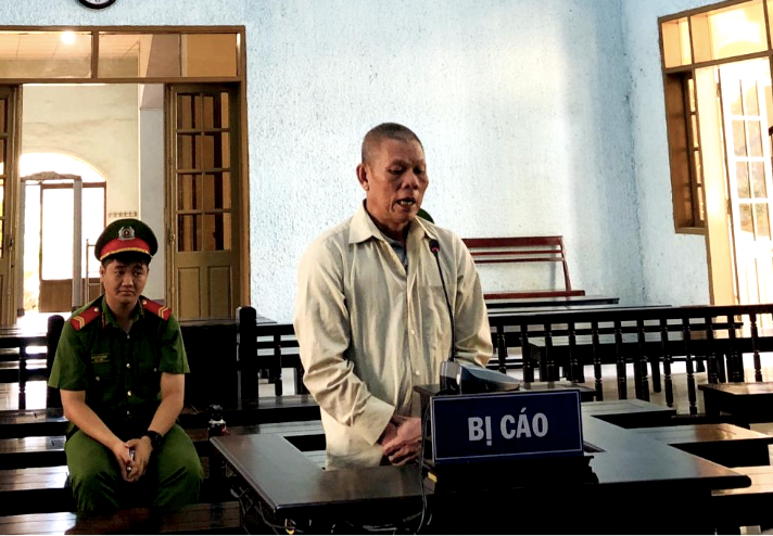 Bị cáo Phan Văn Ty Bị cáo Phan Văn Ty