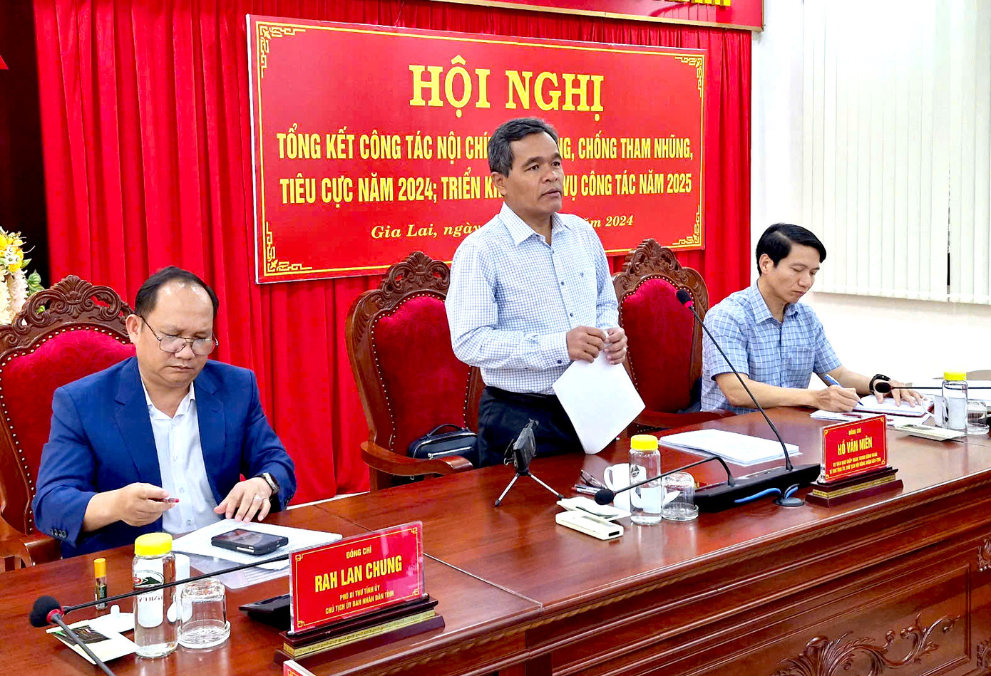 Bí thư Tỉnh uỷ Gia Lai Hồ Văn Niên phát biểu chỉ đạo tại hội nghị