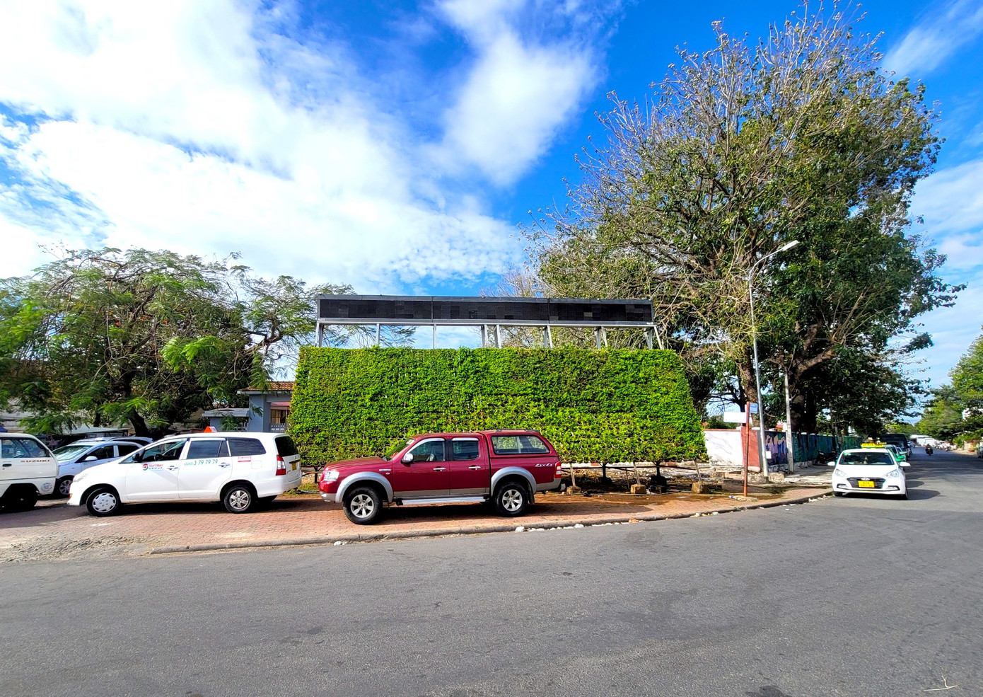 Giao lộ đường Phan Đình Phùng - Nguyễn Thị Minh Khai nơi có dự án văn phòng, ngân hàng và khách sạn Giao lộ đường Phan Đình Phùng - Nguyễn Thị Minh Khai nơi có dự án văn phòng, ngân hàng và khách sạn