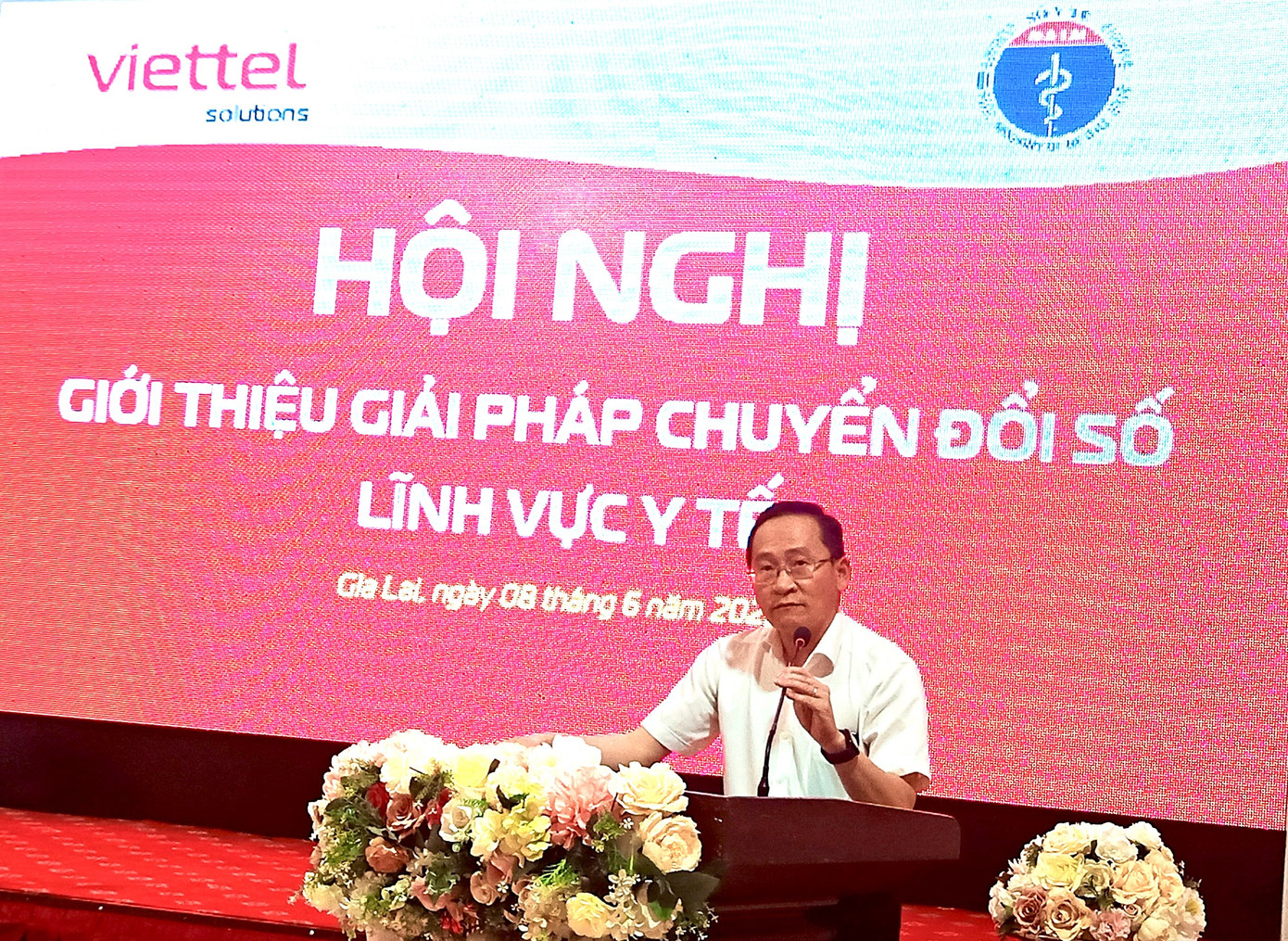 Phó Giám đốc Sở Y tế Gia Lai Lý Minh Thái phát biểu tại hội nghị Phó Giám đốc Sở Y tế Gia Lai Lý Minh Thái phát biểu tại hội nghị