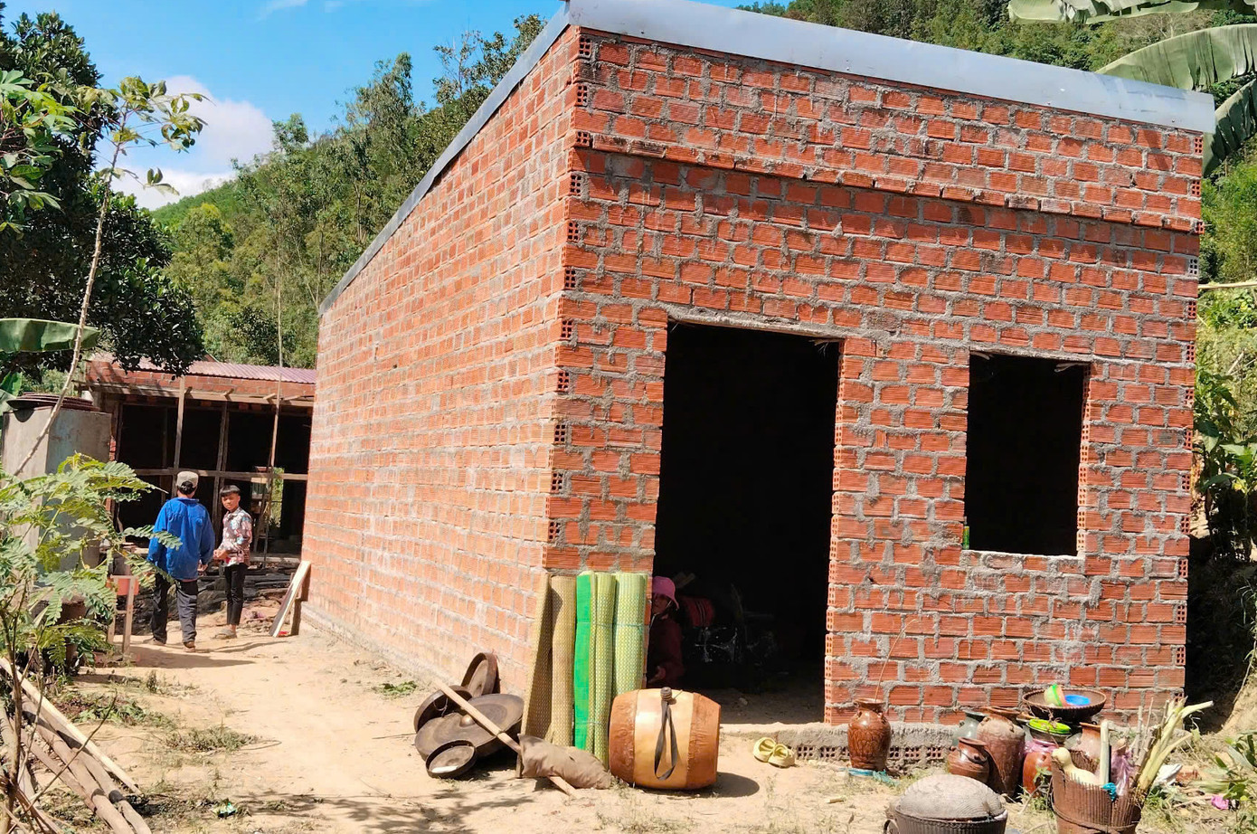 Nhà bà D và người chồng