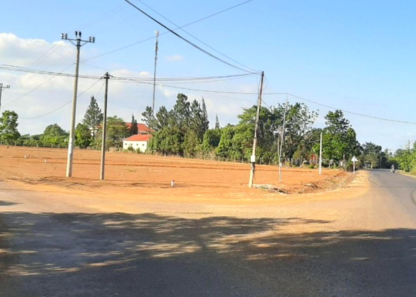 Vị trí đất mà ông Sở ký cấp hơn 30 sổ đỏ trái luật ở huyện Đak Đoa. Vị trí đất mà ông Sở ký cấp hơn 30 sổ đỏ trái luật ở huyện Đak Đoa.