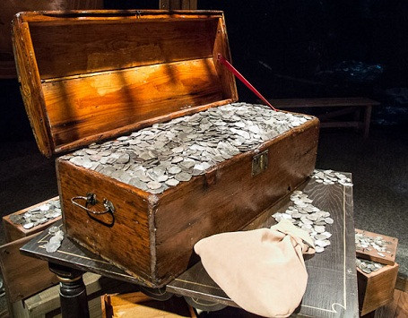 Những 'con tàu vàng' chứa kho báu khổng lồ dưới đáy đại đương ảnh 9