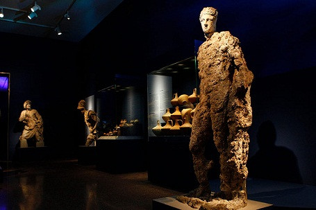 Những 'con tàu vàng' chứa kho báu khổng lồ dưới đáy đại đương ảnh 5