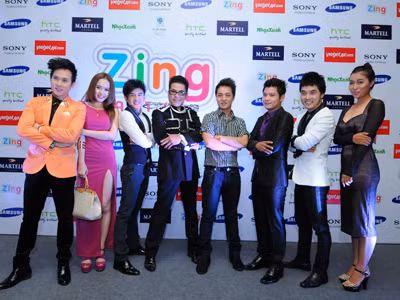 Nguyên Vũ, Phương Trinh, Đan Trường, MC Thanh Bạch, Đăng Khôi, Nguyễn Văn Chung, Ưng Hoàng Phúc làm tại bữa tiệc