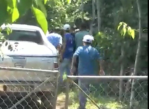 Điều tra nhóm côn đồ đánh 3 nông dân rồi bắt quỳ giữa nắng ảnh 2