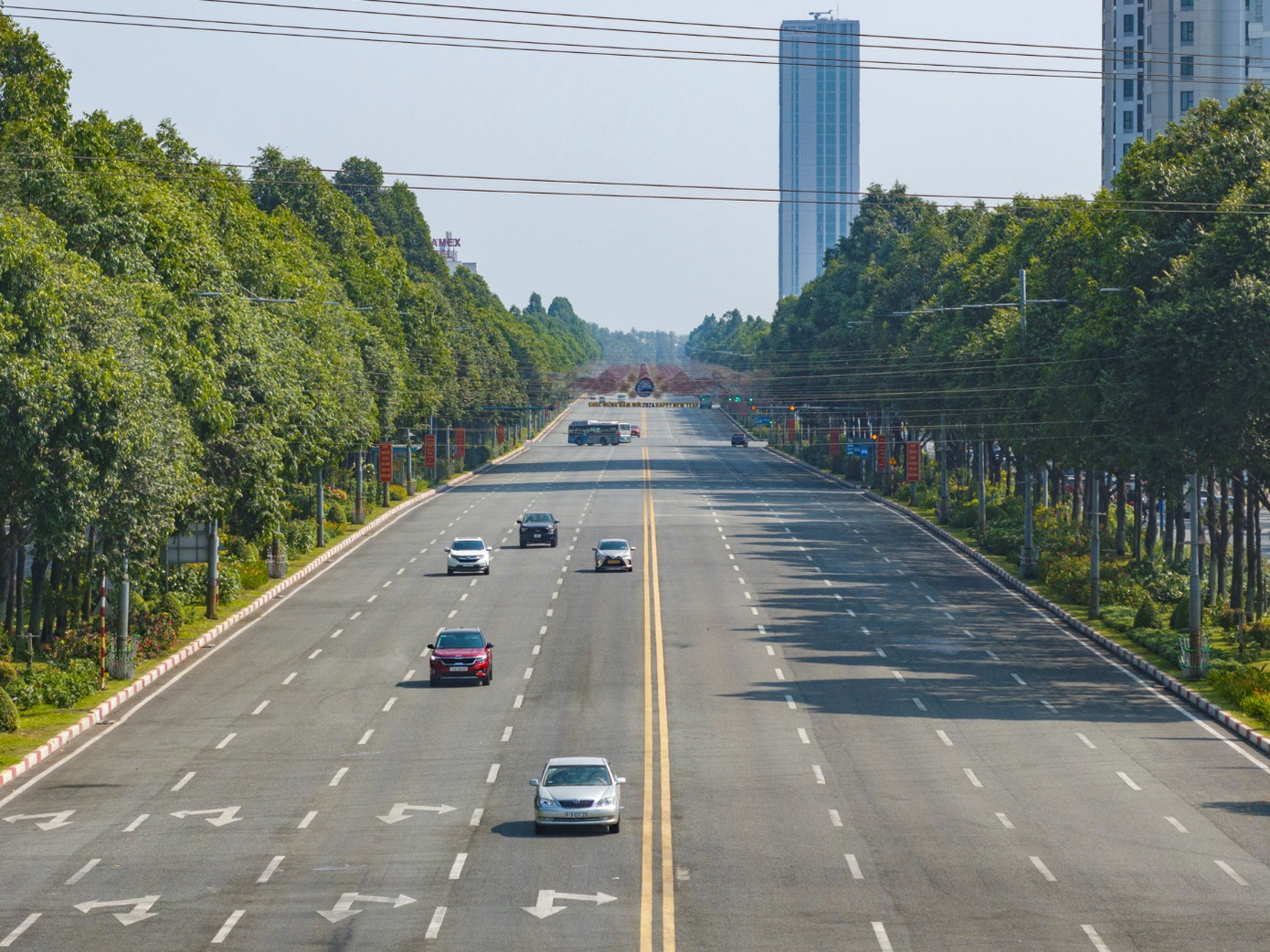 Hạ tầng giao thông được quy hoạch với nhiều tuyến đường rộng, thông thoáng từ 6-10 làn xe. (Ảnh: Sycamore)
