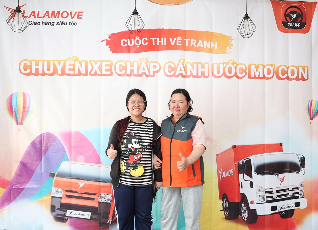 Đối tác tài xế Lalamove cho biết đang nỗ lực hết mình để giúp các con thực hiện ước mơ