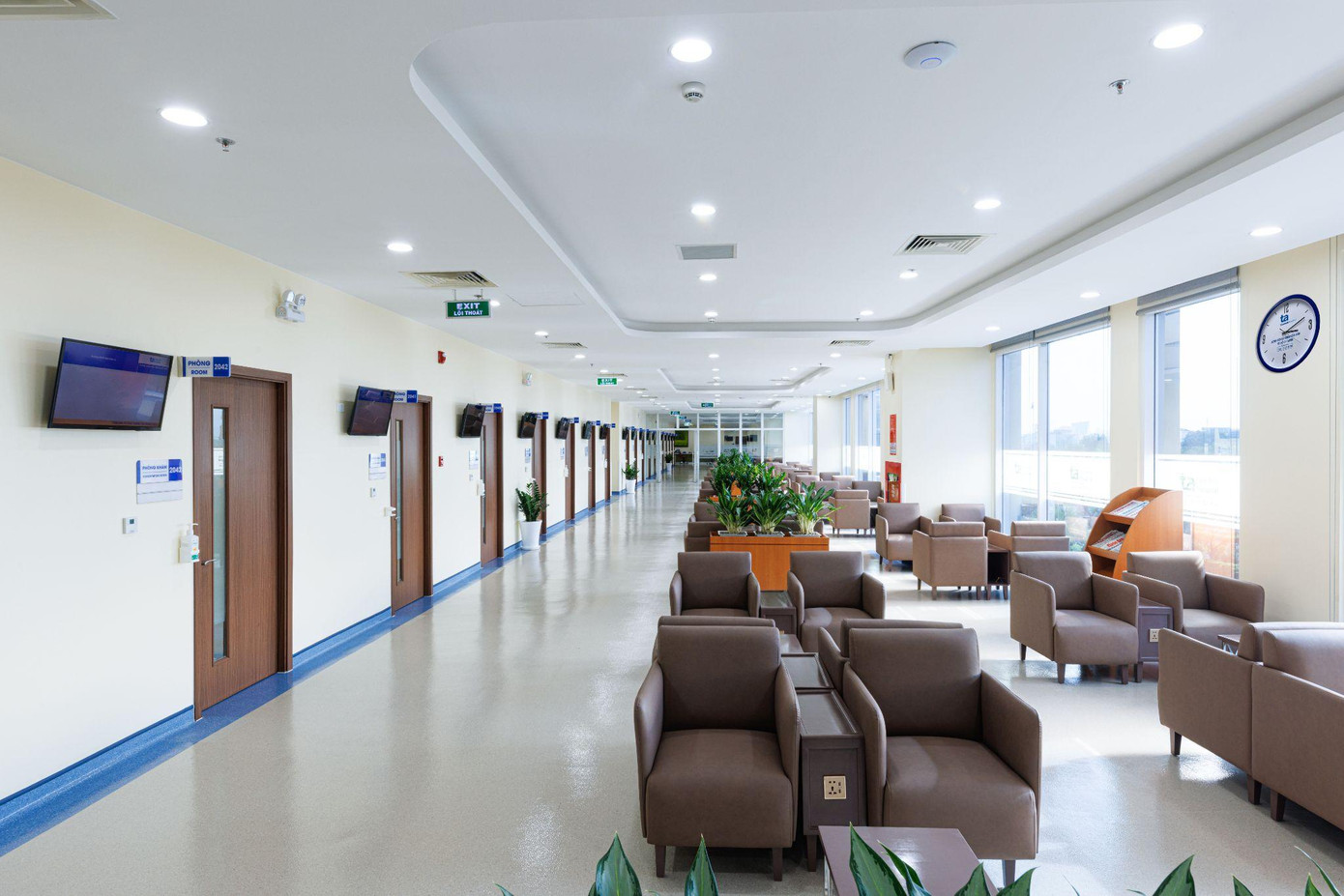 Phòng khám Đa khoa Tâm Anh Quận 7 có quy mô rộng rãi, diện tích sàn lớn, các chuyên khoa được quy hoạch hợp lý, thuận tiện cho khách hàng. Ảnh: Phòng khám Đa khoa Tâm Anh Quận 7.