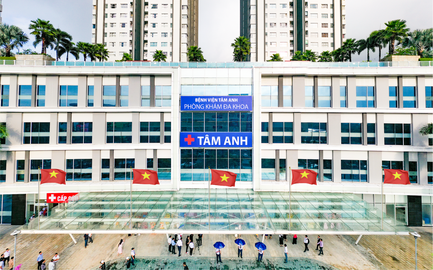 ”Siêu” trung tâm khám chữa bệnh Tâm Anh Quận 7 được đầu tư quy mô lớn, cơ sở vật chất hiện đại, đội ngũ chuyên gia y tế hùng hậu, chuyên nghiệp như một bệnh viện chuyên khoa. ”Siêu” trung tâm khám chữa bệnh Tâm Anh Quận 7 được đầu tư quy mô lớn, cơ sở vật chất hiện đại, đội ngũ chuyên gia y tế hùng hậu, chuyên nghiệp như một bệnh viện chuyên khoa.