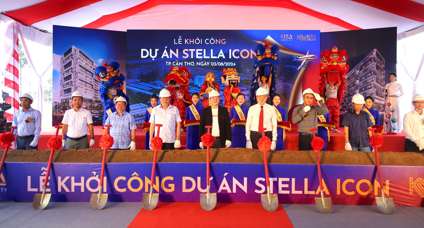 Ông Phạm Văn Hiểu – Phó Bí thư thường trực Thành uỷ, Chủ tịch HĐND thành phố, ông Dương Tấn Hiển - Phó Chủ tịch UBND TP. Cần Thơ cùng các đại biểu thực hiện nghi thức khởi công dự án