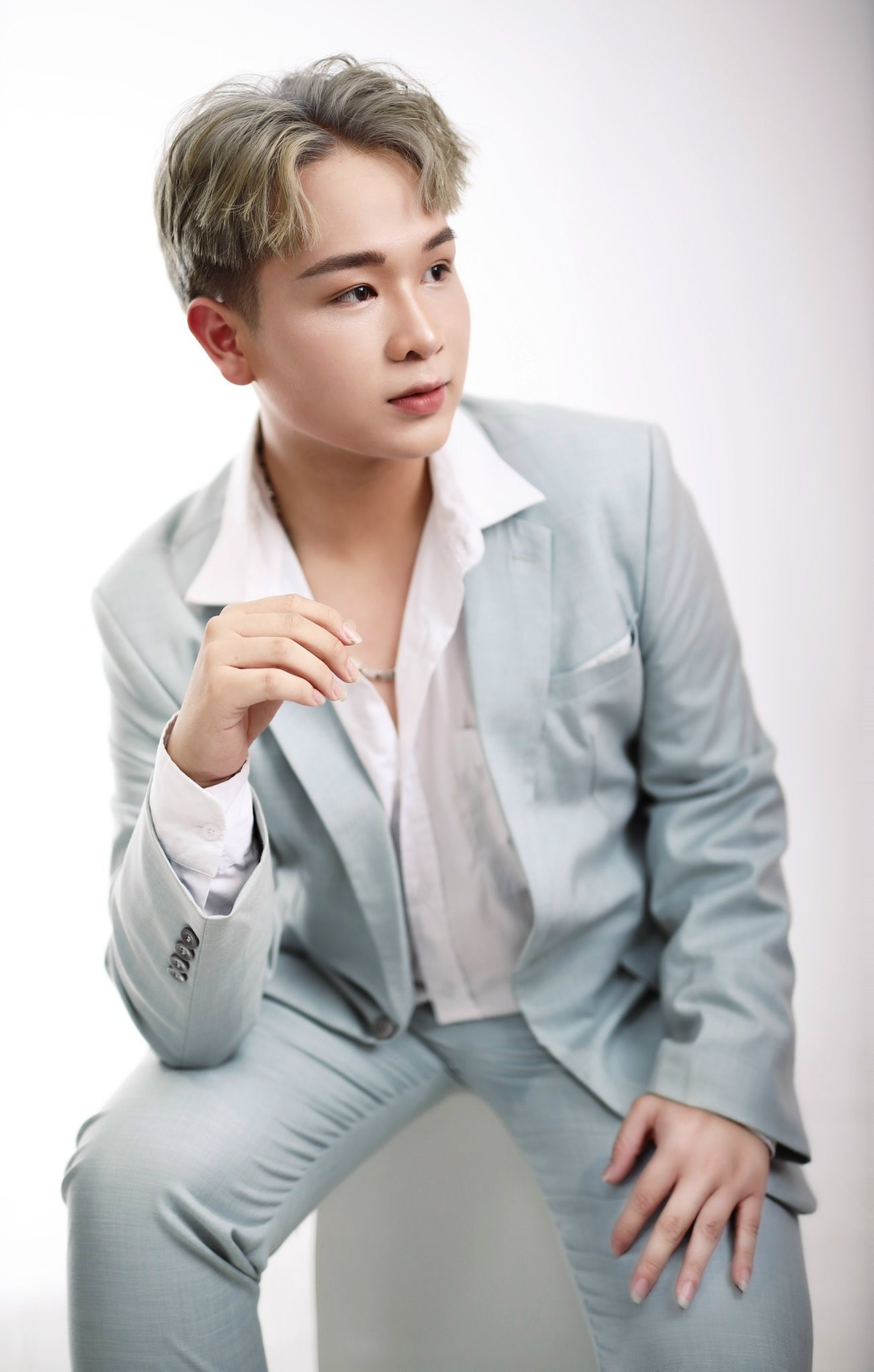 Quang Huy hiện đang làm việc với vai trò là Nghệ sĩ trang điểm tại thương hiệu cá nhân (Ảnh: NVCC).