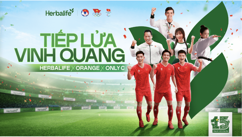 MV “Tiếp lửa vinh quang” là minh chứng sinh động nhất về sự đồng hành của Herbalife trong việc hỗ trợ dinh dưỡng khoa học cho các VĐV. MV “Tiếp lửa vinh quang” là minh chứng sinh động nhất về sự đồng hành của Herbalife trong việc hỗ trợ dinh dưỡng khoa học cho các VĐV.