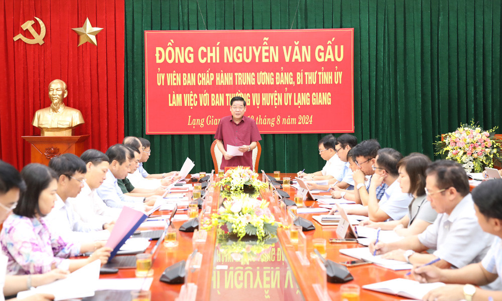 Bí thư Tỉnh ủy Bắc Giang Nguyễn Văn Gấu làm việc với huyện Lạng Giang Bí thư Tỉnh ủy Bắc Giang Nguyễn Văn Gấu làm việc với huyện Lạng Giang