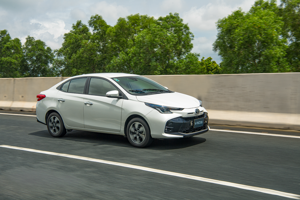 Toyota Vios thường xuyên góp mặt trong top xe bán chạy hàng tháng Toyota Vios thường xuyên góp mặt trong top xe bán chạy hàng tháng