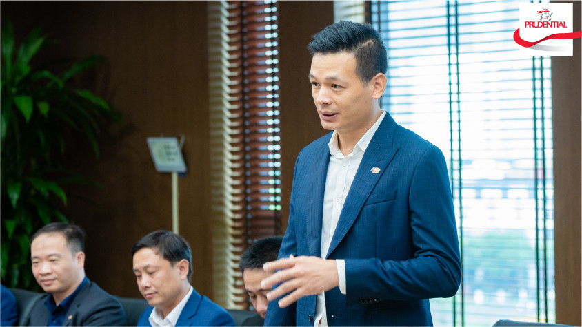 Ông Vũ Anh Tú - Giám đốc Công nghệ tập đoàn FPT hy vọng FPT kết nối cùng Prudential làm được nhiều việc hơn cho khách hàng của hai bên và người dân Việt Nam. Ông Vũ Anh Tú - Giám đốc Công nghệ tập đoàn FPT hy vọng FPT kết nối cùng Prudential làm được nhiều việc hơn cho khách hàng của hai bên và người dân Việt Nam.