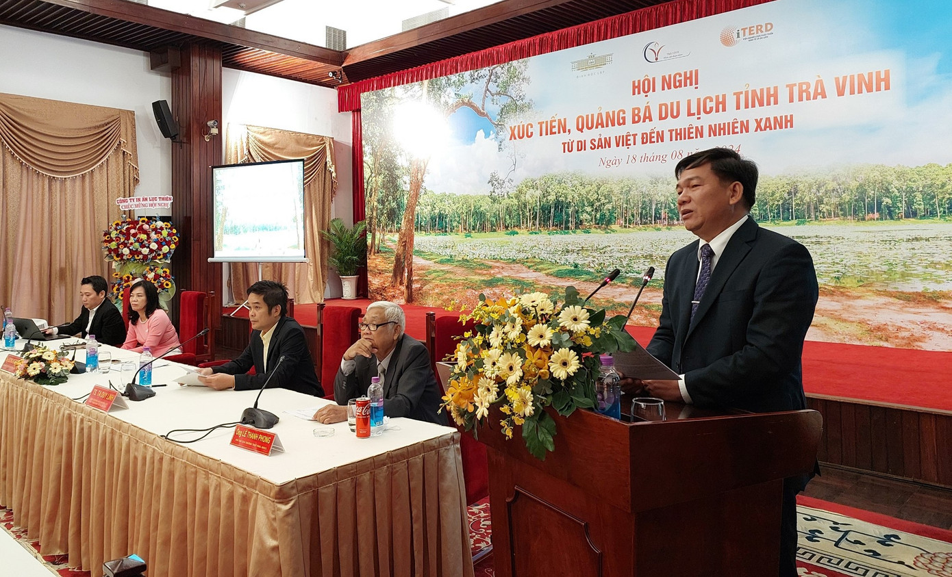 Ông Dương Hoàng Sum – Giám đốc Sở VH-TT&amp;DL Trà Vinh phát biểu