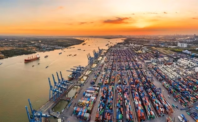 Xuất nhập khẩu của Việt Nam tăng trưởng mạnh mẽ