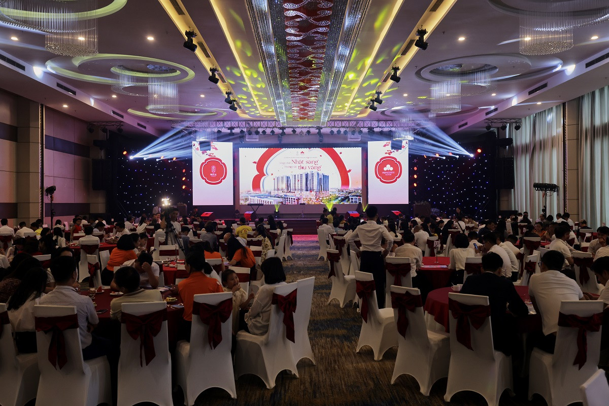 Sự kiện tri ân khách hàng của Princess’s Manor diễn ra tại Thanh Hóa cuối tuần qua thu hút hàng trăm khách hàng và nhà đầu tư