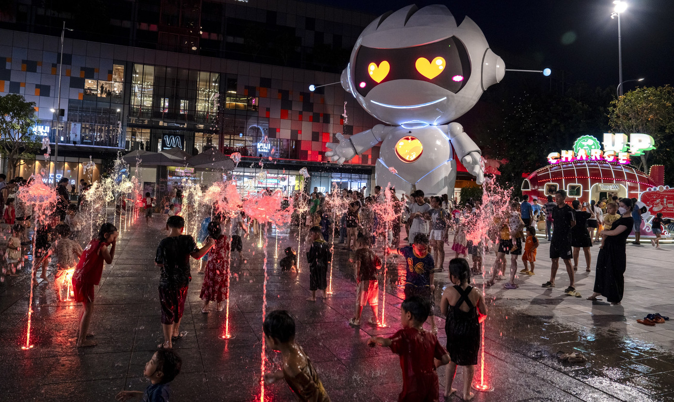 Hệ thống nhạc nước tại Thiso Mall TC-PHI Hệ thống nhạc nước tại Thiso Mall TC-PHI