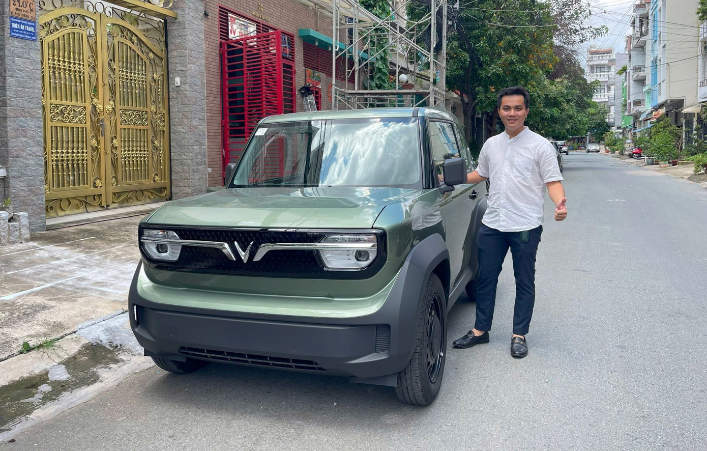 Anh Thanh Phong cho rằng, VinFast VF 3 phù hợp với nhu cầu đi lại trong nội thành cũng như đi chơi Anh Thanh Phong cho rằng, VinFast VF 3 phù hợp với nhu cầu đi lại trong nội thành cũng như đi chơi